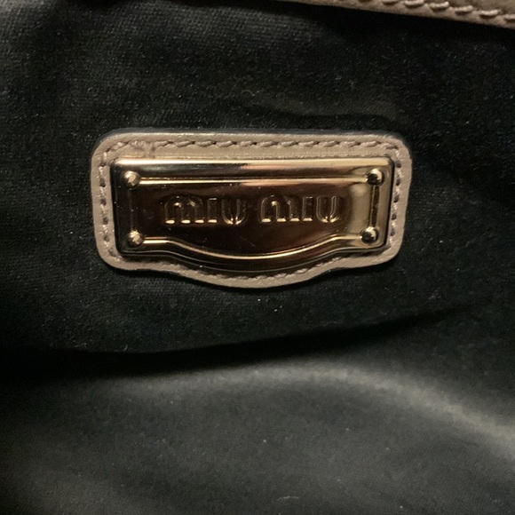 Miu Miu Vitello soft tote bag - Picture 4 of 7